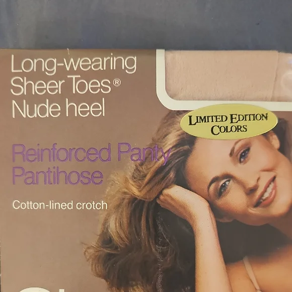 NWT Vintage JCPenney Reinforced Pantyhose in Nude - Picture 6 of 6